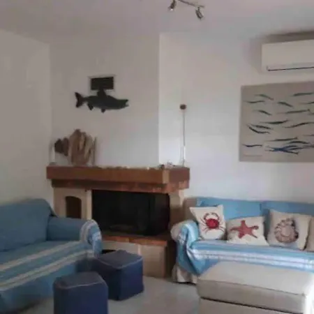 Pieds Dans L'eau Sur La