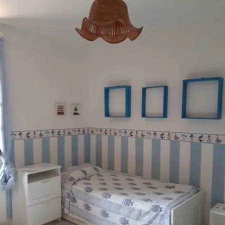 Pieds Dans L'eau Sur La Ferienhaus