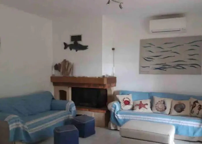 Pieds Dans L'eau Sur La