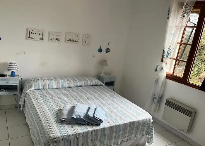 度假居 Pieds Dans L'eau Sur La